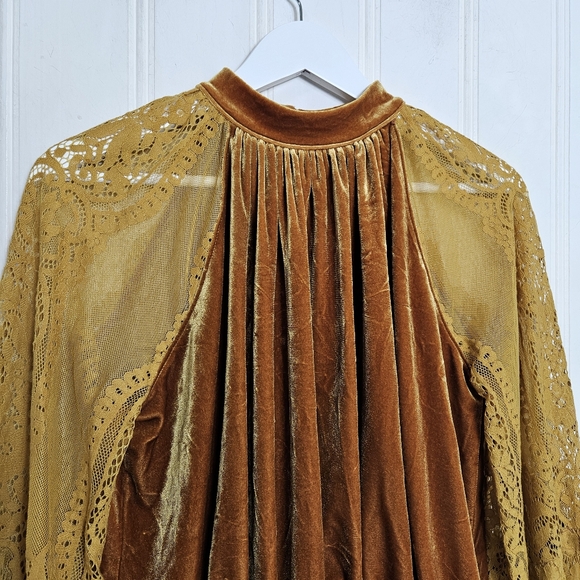 Free People Dream Team Gold Velvet Lace Top Mock Neck Balloon Sleeve S Boho - Picture 4 of 15